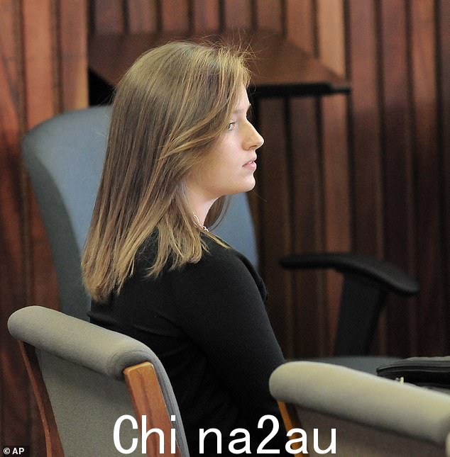 Narey(2010 年拍摄)承认 2011 年对菲比进行刑事骚扰的轻罪,另外四名被列为“南哈德利六人组”的青少年最终案件被撤销” class=