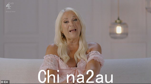 哦不!瓦妮莎补充了她的感情状况:“我从来不想单身生活,我不喜欢单身,我害怕单身”