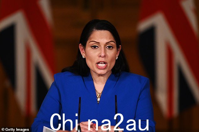 前内政大臣普里蒂·帕特尔女士已向国王道歉