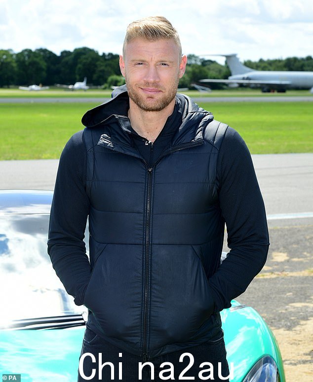 安德烈w 'Freddie' Flintoff(如图)在拍摄《Top Gear》时发生车祸,严重受伤