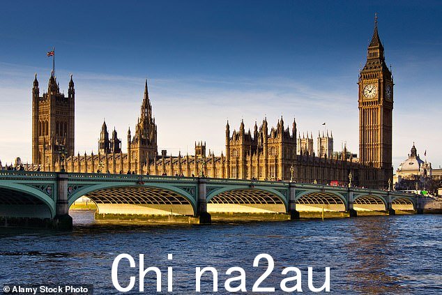 旨在帮助即将离任的国会议员关闭办公室并管理工作人员离职的停业付款(其中许多人也是配偶和子女等家庭成员)现在也将提供给那些在国会辞职的人选举。” class=