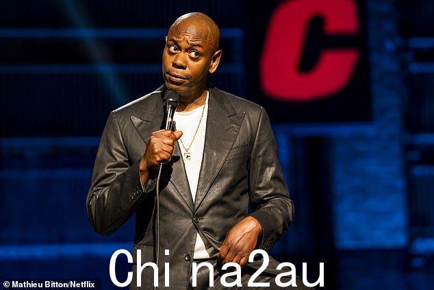 '我和我的兄弟戴夫·查佩尔 (Dave Chappelle) 就是这样,'他补充道,引用了这位喜剧演员本人经常因对变性人的言论而引起争议的言论