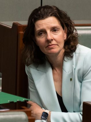 Allegra Spender MP 希望解决因税收制度过度依赖所得税而日益恶化的代际不平等问题。图片:NCA NewsWire / Martin Ollman