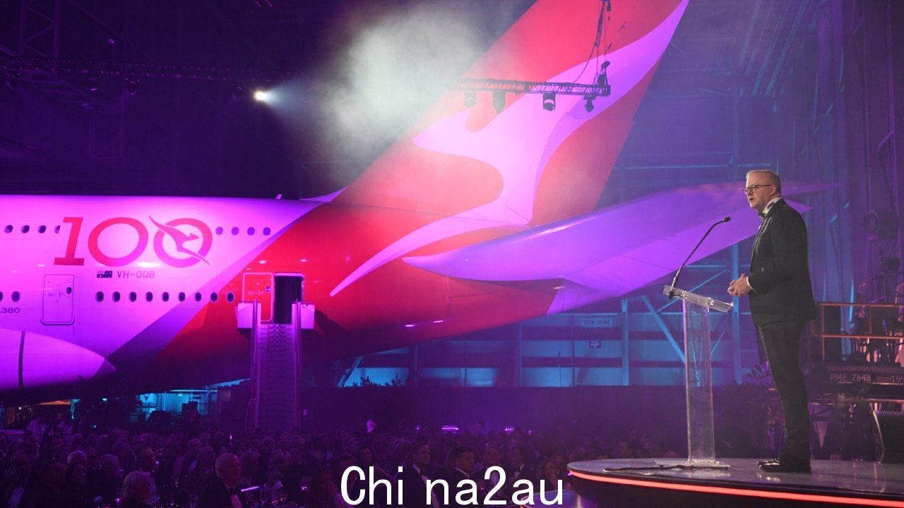 '它很臭':关系政府和澳洲航空之间的猛烈抨击