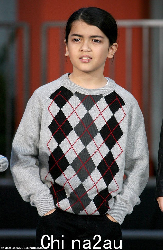 更名:Bigi(2012 年拍摄)于 2015 年将名字改为 Prince Michael Jackson II,但也被称为 Blanket