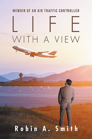 Life With A View – Memoir of an Air Traffic Controller 可在英国和美国的亚马逊上购买