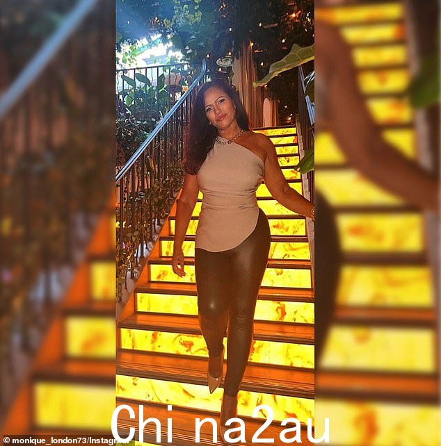 令人惊叹:莫妮克的 Instagram 个人资料上散布着令人惊叹的紧身套装照片,突出了她的体格