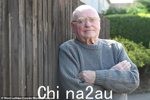 John Noble 正在通过 NHS 服用一种名为 Ozempic 的药物来控制他的 2 型糖尿病,但被告知由于需求飙升,他可能不得不在明年之前停止使用