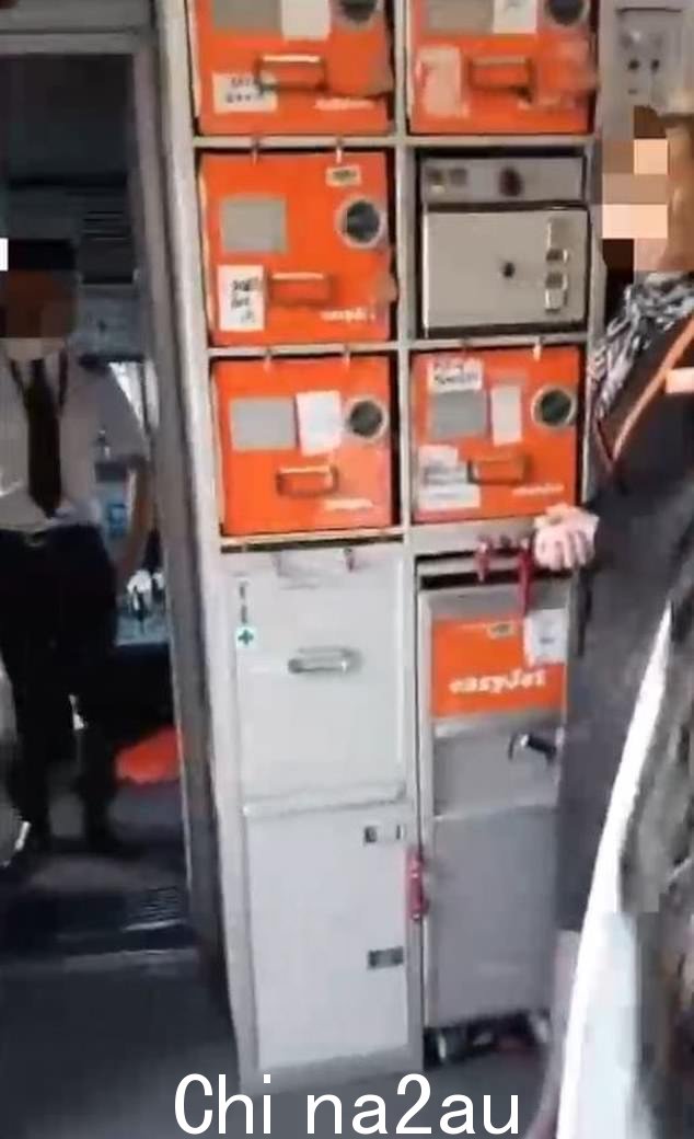 EasyJet 表示乘客“在办理登机手续和登机时表现出扰乱行为”