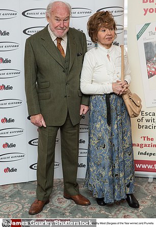Timothy West 和 Prunella Scales 于 2016 年 2 月 2 日在伦敦参加年度老歌颁奖典礼