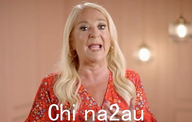 也不乏血腥细节。据我们所知,61 岁的凡妮莎·费尔茨 (Vanessa Feltz) 更喜欢“反向女牛仔”姿势,因为“它能让你保持健康”,这可能是真的,尽管怀疑这对老膝盖来说可能有点费劲。(或者也许只是我。)