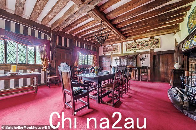 该庄园由约翰·德维尼什 (John Devenish) 于 1408 年左右建造,其家族世代拥有该庄园。图为餐厅