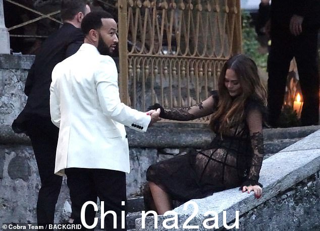 长久相爱:夫妻俩在一起17年,结婚10年