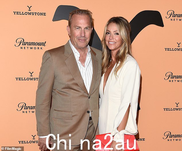 Baumgartner,49 岁,希望在 11 月份的审判中废除婚前协议中的配偶赡养费部分,这样她就可以获得赡养费