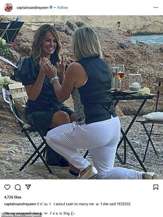 订婚!Below Deck 地中海船长 Sandy Yawn 透露她已与长期伴侣 Leah Shafer 订婚