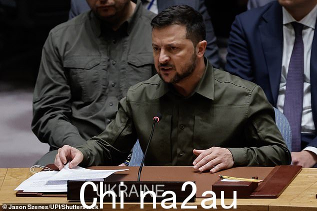 泽伦斯基今天在华盛顿,希望赢得新的援助来对抗俄罗斯入侵者,尽管美国立法者有战争疲劳的迹象(泽伦斯基于 2023 年 9 月 20 日星期三在联合国总部合影)在纽约市)