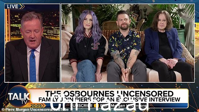 误解:奥兹的儿子杰克补充说,对他父亲健康状况的“最大误解”之一是,“这是帕金森病的结果,但实际上是颈部受伤和他摔倒造成的” 2019'