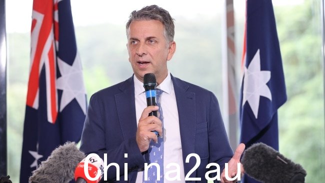 Warren Mundine 退出新南威尔士州参议员竞选,使得前州政府部长 Andrew Constance 成为填补空缺席位的领跑者临时空缺。图片:Jason Edwards