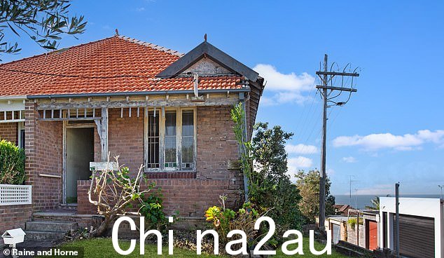 克洛夫利诺森伯兰大道 23 号 279 平方米的两居室住宅(如图)属于 Malcolm Mawhinney