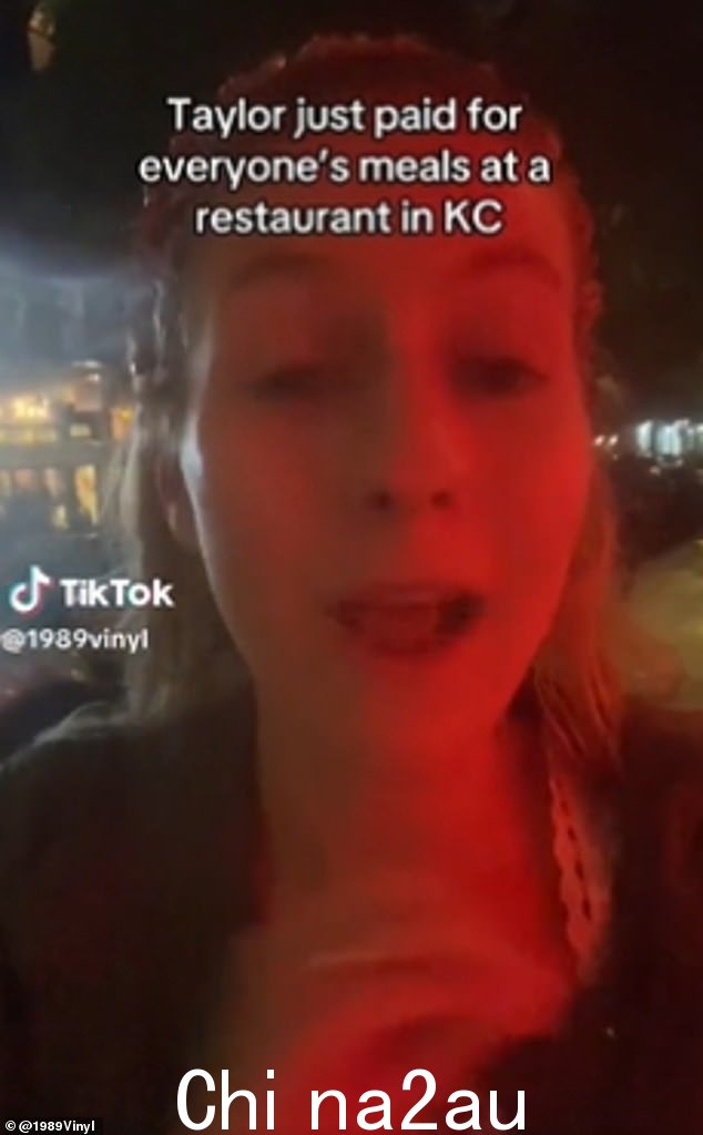 哦,对吧?该视频在 TikTok 帐户 1989 Vinyl (@1989vinyl) 上分享,帐户持有者 Molly 对着镜头讲话并讲述了这个故事