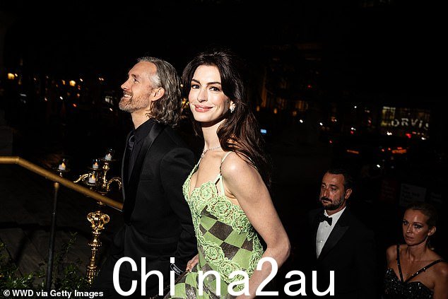安妮和她的丈夫亚当·舒尔曼