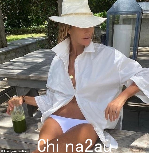 当心怀不满的顾客仍在等待他们的产品时,这位澳大利亚模特在公司的 Instagram 页面上分享了一张自拍照,遭到了猛烈抨击