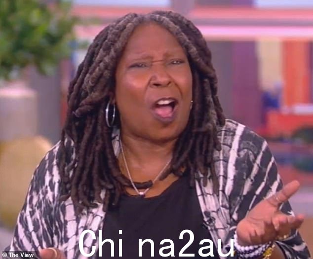 Whoopi 说她不明白为什么这是一件大事,并问道:'为什么这如此非凡?'