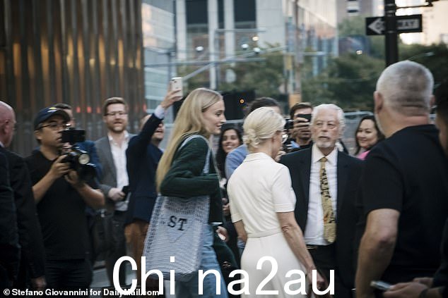 这对夫妇会面解决了分居中的问题,包括女儿的监护权