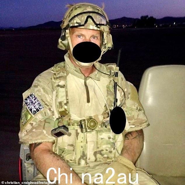 克雷格黑德因其对枪支和手榴弹袭击的反应而被授予显赫英勇十字勋章,这是一枚仅次于维多利亚十字勋章的英勇勋章。