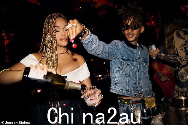 调酒师:Jaden 和 Jordyn 喜欢制作饮料