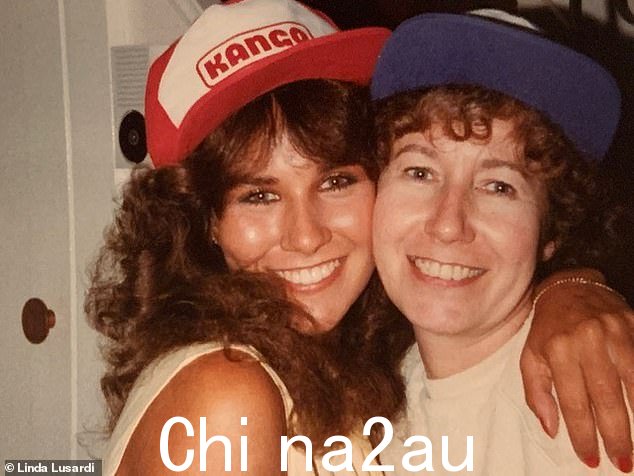 Linda 不知道她母亲就读于哪所艺术学校,希望有人能够了解她母亲这段时期的生活