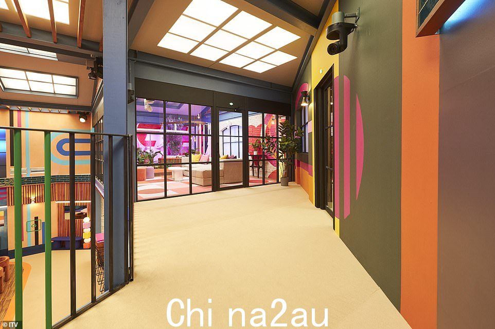 全部更改:虽然老大哥的房子几乎一直是平房,但今年的房子设有楼上区域