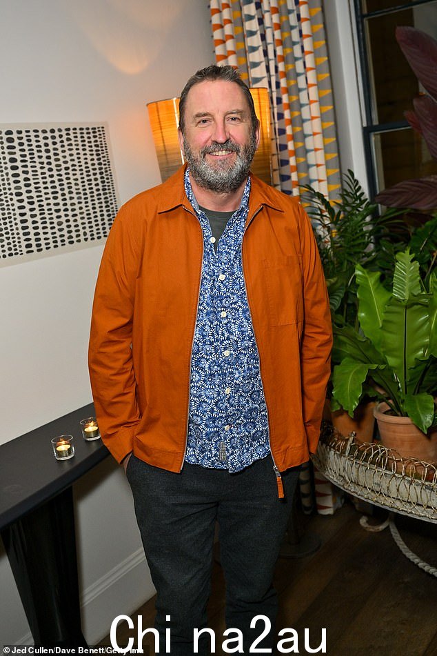喜剧演员 Lee Mack 表示,原则上没有什么是玩笑的禁区,人们常常在不考虑其背后意图的情况下对笑话进行评判