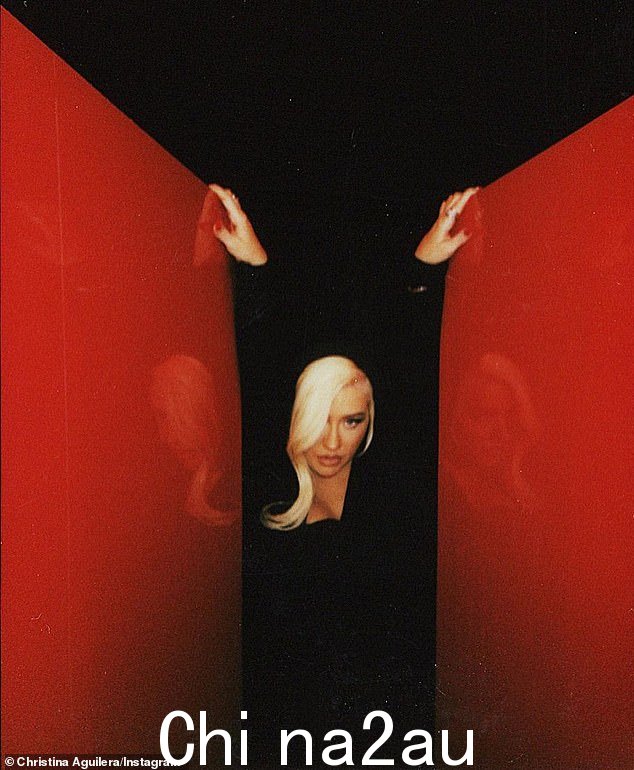除夕周末开始!克里斯蒂娜·“Xtina”·阿奎莱拉 (Christina 'Xtina' Aguilera) 刚刚宣布了她的第二次拉斯维加斯驻场演出,这次是在内华达州威尼斯人度假村和赌场内全新的伏尔泰贝尔德夜 (Voltaire Belle de Nuit)(10 月 3 日摄)