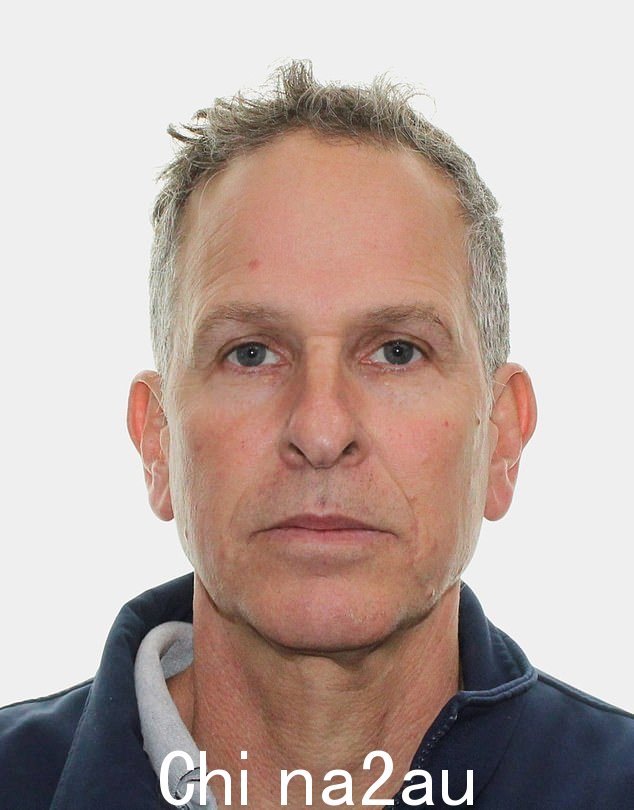 阿拉德·哈盖博士。哈盖博士说,恐怖分子袭击了距离加沙两英里的尼尔奥兹基布兹,屠杀了 100 多名居民,他的姑妈和叔叔失踪了,他们担心自己被绑架了” class=