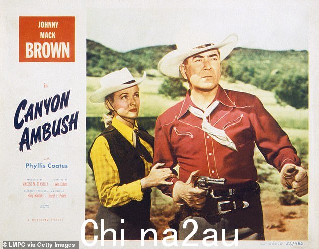 史诗:在 1952 年电影《峡谷伏击》中,她与 Johnny Mack Brown 一起出现在大厅卡中
