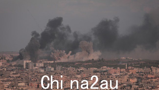 自周末哈马斯袭击以来,以色列对加沙地带进行了多次空袭进行报复。图片: Momen Faiz / NurPhoto 来自 Getty Images