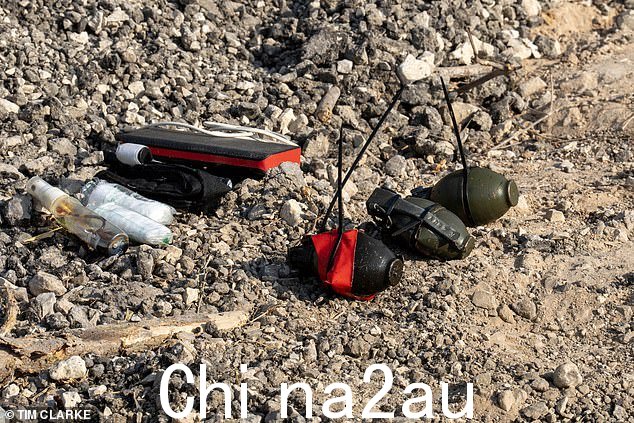 以色列士兵在卡法阿扎基布兹丢弃并发现更多实弹