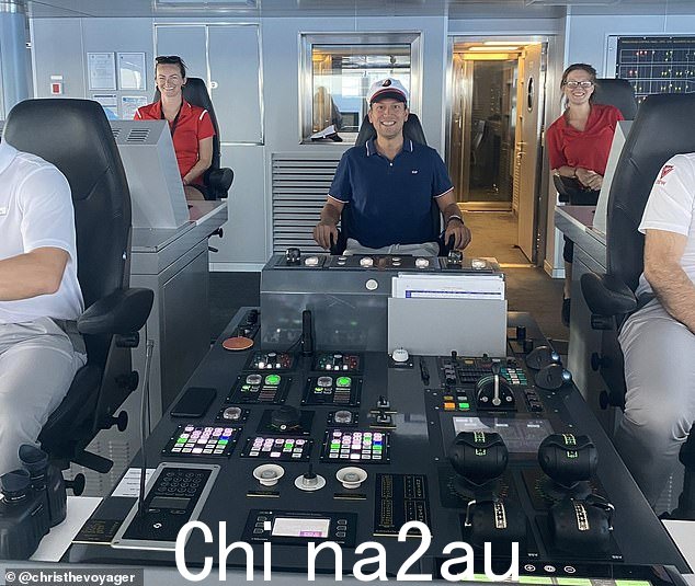 该图像拍摄于 28 号航次,在 Scarlet Lady 号上