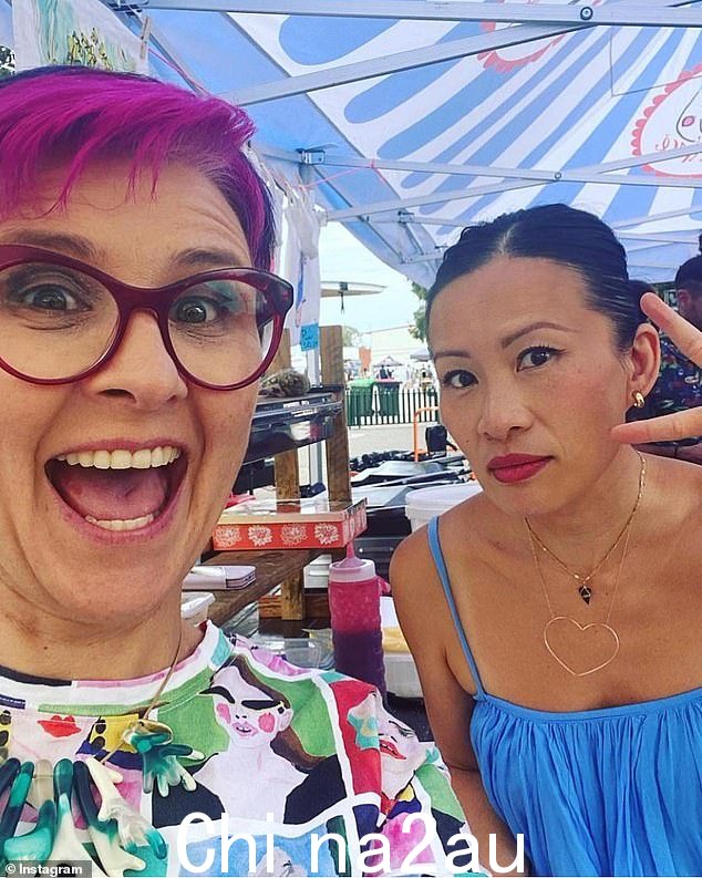 Poh Ling Yeow(右图)于周二向最近离开的 Cal Wilson(左图)表达了温馨的敬意