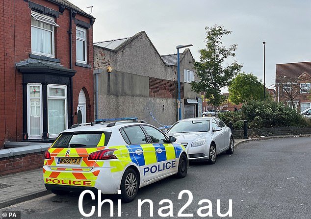 哈特尔普尔沃顿台的警察警戒线,据称 Javed Nouri 的胸部、腿部和嘴巴被刺多刀