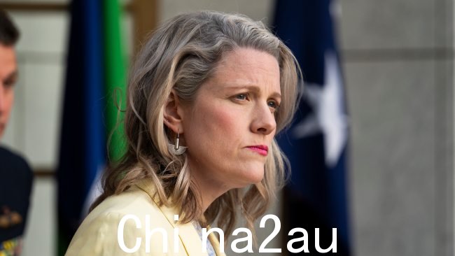 鉴于疫情迅速蔓延,内政部长克莱尔·奥尼尔敦促中东的澳大利亚人立即撤离冲突不断恶化。图片:NCA NewsWire/Martin Ollman
