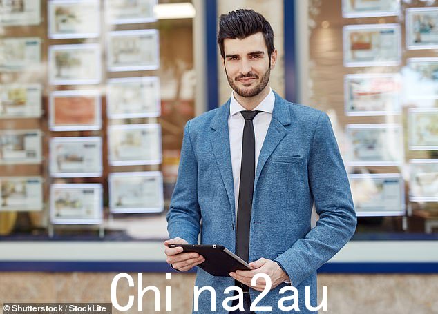 顶级团队:越来越多的人在网上搜索“最佳房地产经纪人”,这表明他们知道出售房产可能并不容易