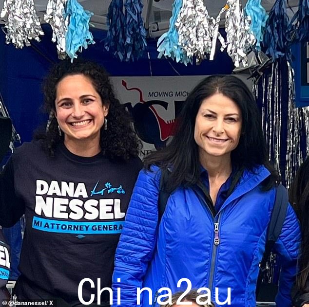 密歇根州总检察长 Danal Nessel 向沃尔表示了令人心碎的敬意(合照),她说这位犹太领袖是“我所认识的最善良的人”