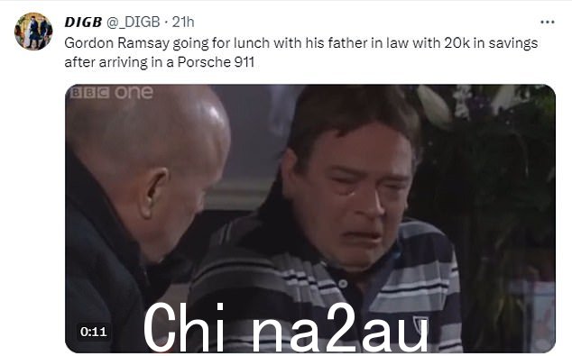 播客的听众嘲笑拉姆齐的人生教训,尤其是在当前的住房危机期间,并在社交媒体上抨击电视厨师脱节