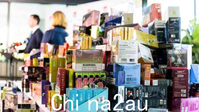 据报道,学生在 12 年级考试和学校夏令营期间不得不佩戴尼古丁贴片令人震惊的电子烟成瘾。图片:NCA NewsWire / Monique Harmer