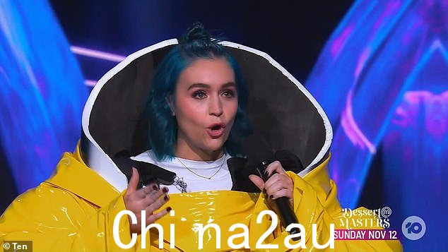 艾米接着透露,尽管她有表演者的经验,但她在节目中仍然过得很艰难,而且很紧张