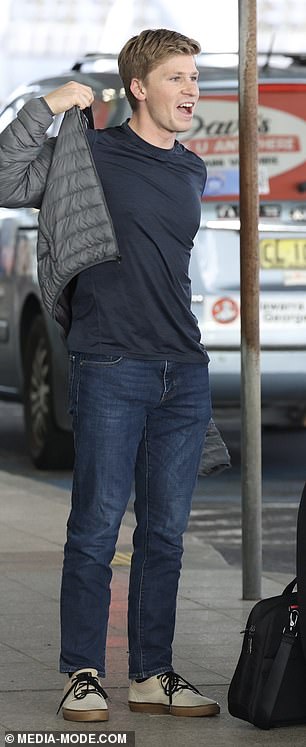 他被宣布与 Julia Morris 一起成为《我是名人》的全新联合主持人