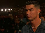 克里斯蒂亚诺·罗纳尔多 (Cristiano Ronaldo) 坐在场边观看泰森·富里 (Tyson Fury) 在利雅得对阵弗朗西斯·纳干努 (Francis Ngannou) 时，似乎遭到了观众的嘘声……或者他们是在向标志性的隋庆祝活动致敬？ 