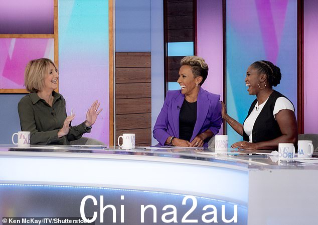 Kelly 说:“为了健康,我的伴侣让我放慢脚步。我从来不在家。我的伴侣将于 11 月搬来和我住在一起。我很害怕'